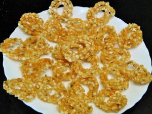 Potato Chakli (बटाटा चकली)-100g